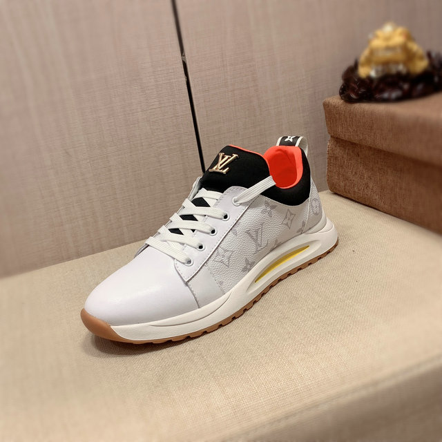 men LV shoes-267